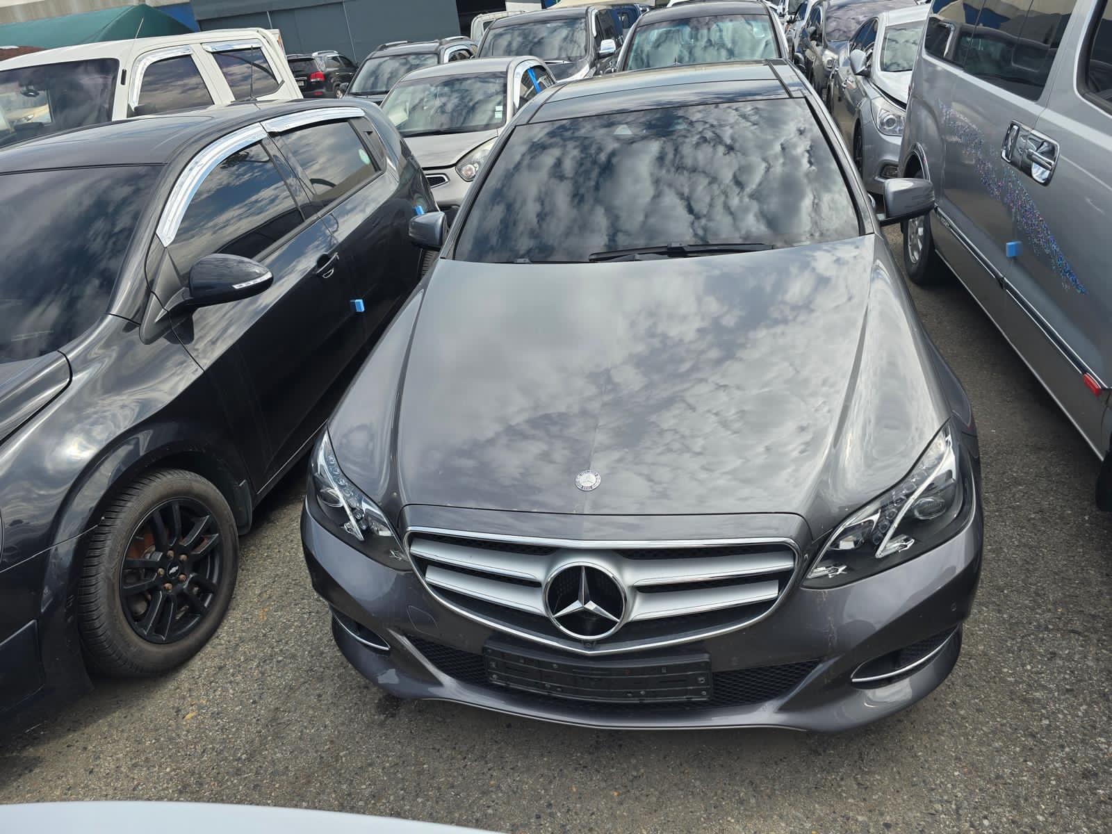 Mercedes-Benz E350